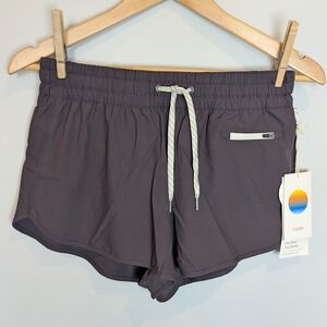 NWT VUORI Women’s Size S Clementine 2.0 Short Sangria | Inseam 2.5”